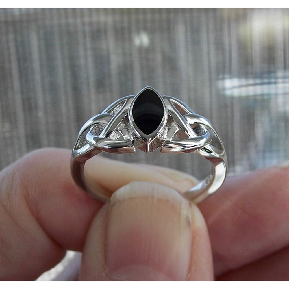 925 STERLING SILVER Celtic Synthetic Onyx Marquise Shape Bezel Set - Picture 7 of 16